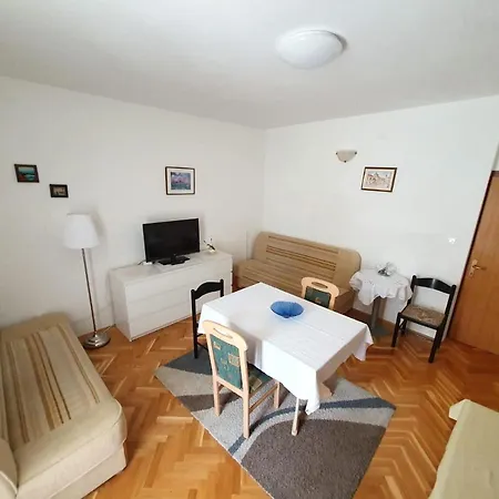 Ivanka Apartment Vodice